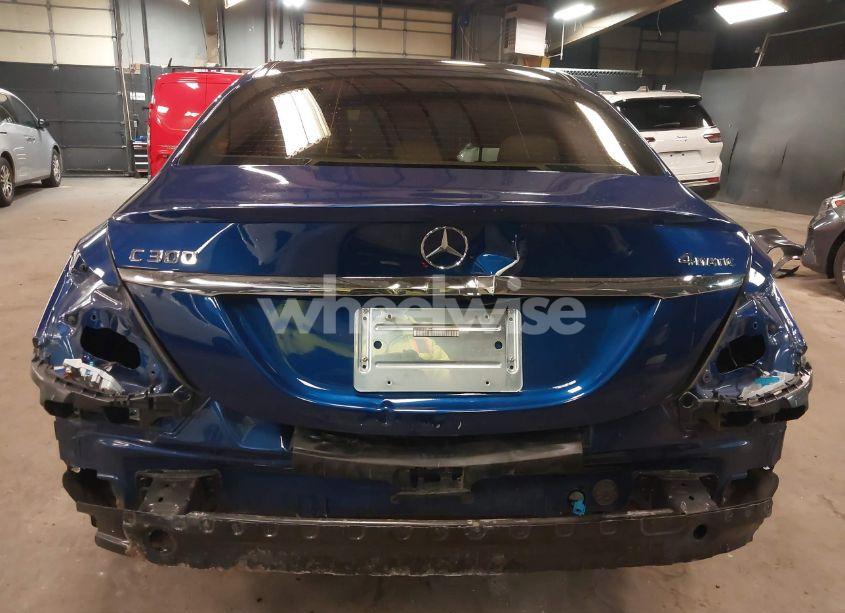 Photo 17 of 2017 Mercedes-benz C 300 4MATIC/LUXURY 4MATIC/SPORT 4MATIC (VIN WDDWF4KB8HR280827)