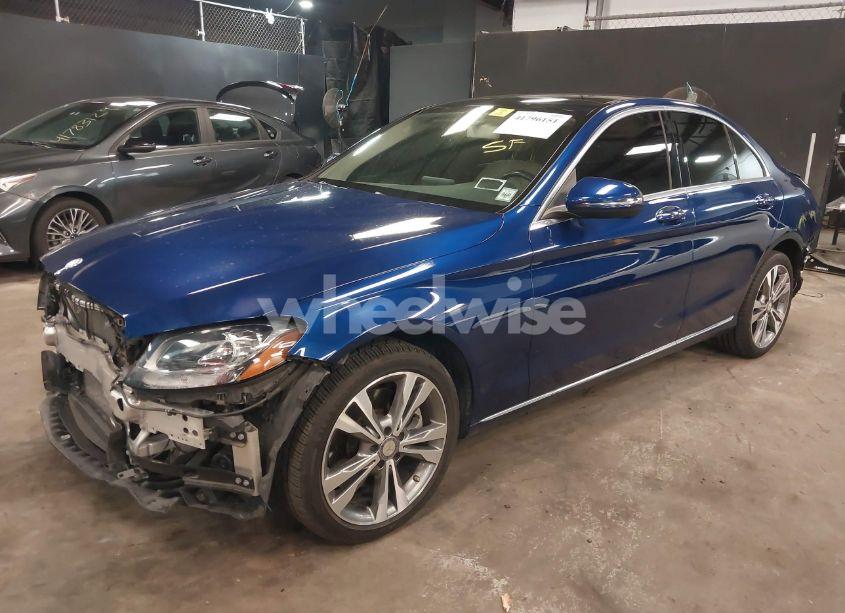 Photo 2 of 2017 Mercedes-benz C 300 4MATIC/LUXURY 4MATIC/SPORT 4MATIC (VIN WDDWF4KB8HR280827)