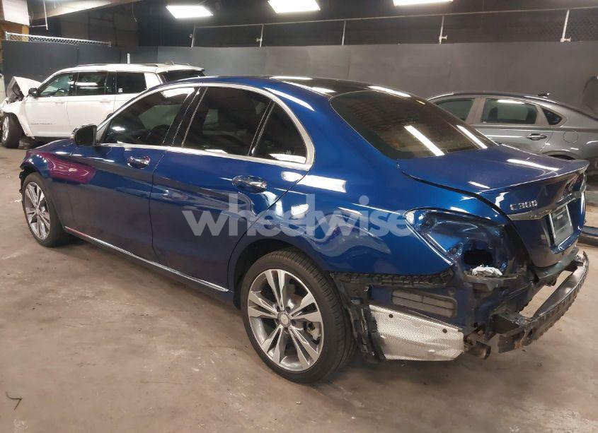 Photo 3 of 2017 Mercedes-benz C 300 4MATIC/LUXURY 4MATIC/SPORT 4MATIC (VIN WDDWF4KB8HR280827)