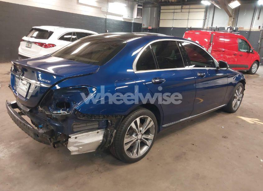 Photo 4 of 2017 Mercedes-benz C 300 4MATIC/LUXURY 4MATIC/SPORT 4MATIC (VIN WDDWF4KB8HR280827)