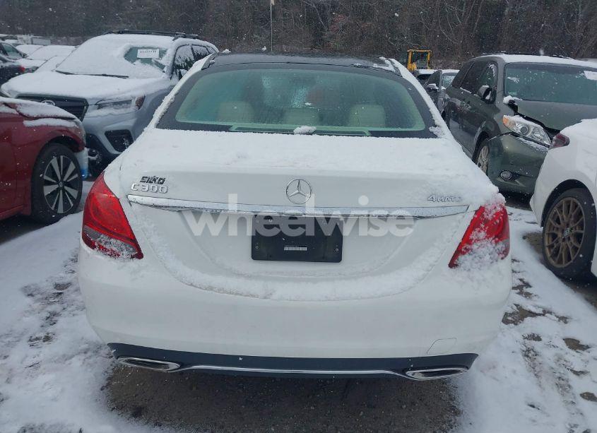 Photo 16 of 2018 Mercedes-benz C 300 4MATIC (VIN WDDWF4KBXJR315454)