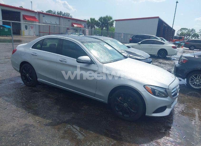 2018 Mercedes-benz C 300 4MATIC (VIN WDDWF4KBXJR318385) main photo