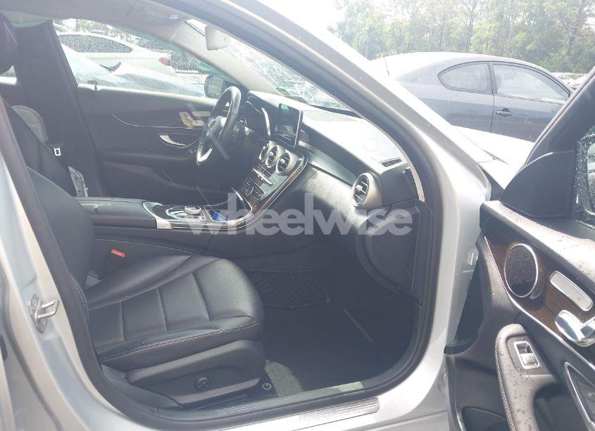 Photo 5 of 2018 Mercedes-benz C 300 4MATIC (VIN WDDWF4KBXJR318385)