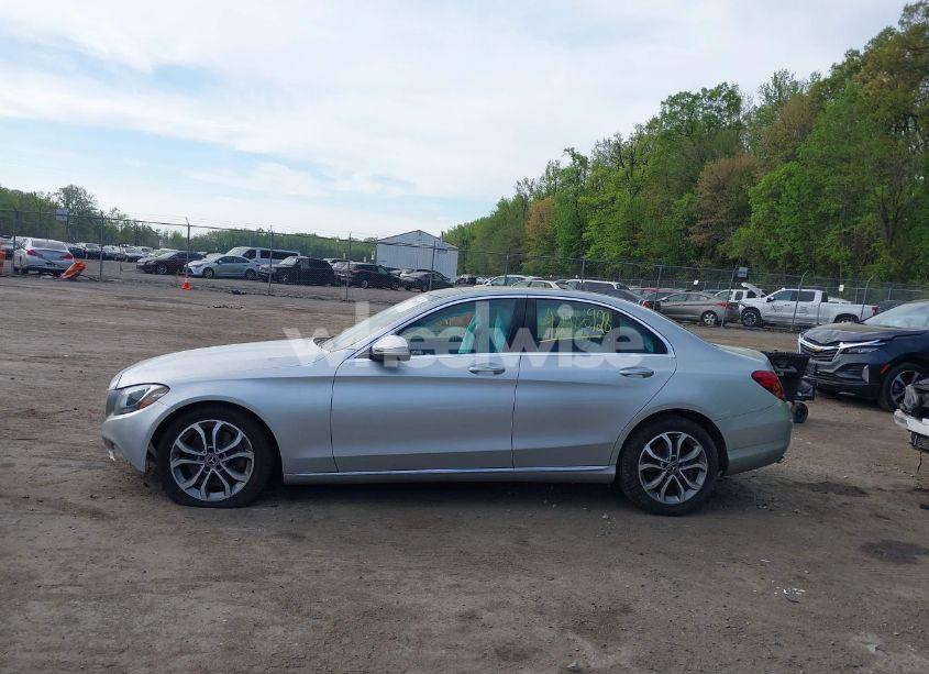 Photo 14 of 2018 Mercedes-benz C 300 4MATIC (VIN WDDWF4KBXJR335297)