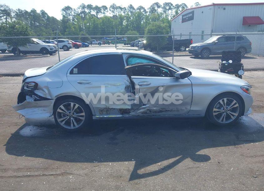 Photo 13 of 2020 Mercedes-benz C 300 (VIN WDDWF8DB0LR553935)
