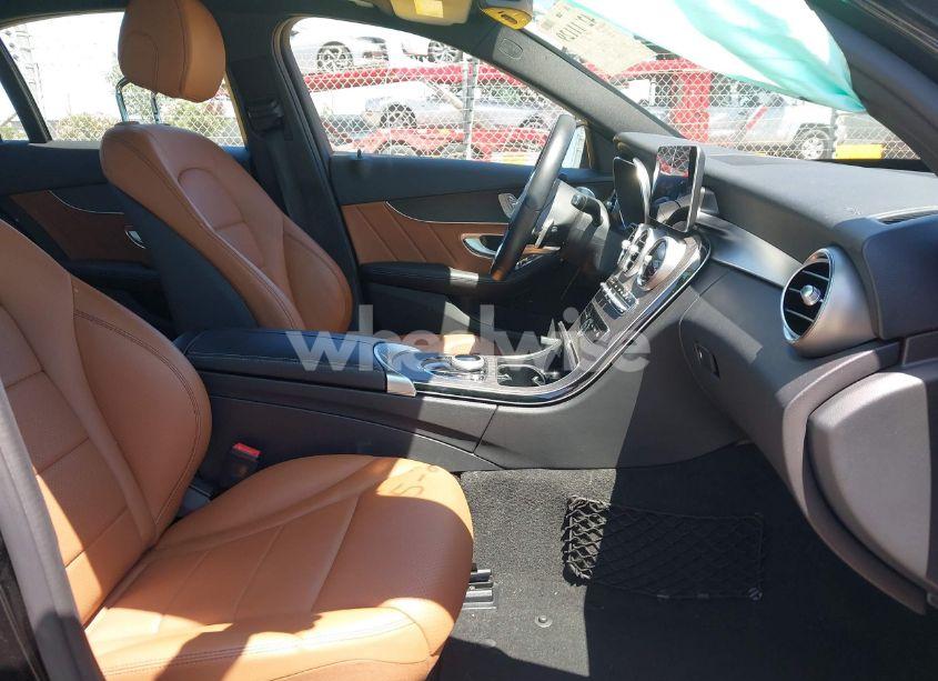 Photo 5 of 2020 Mercedes-benz C 300 (VIN WDDWF8DB7LR561868)