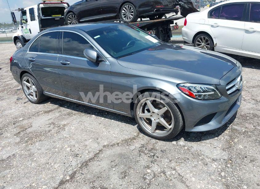 2019 Mercedes-benz C 300 (VIN WDDWF8DB9KR506000) main photo