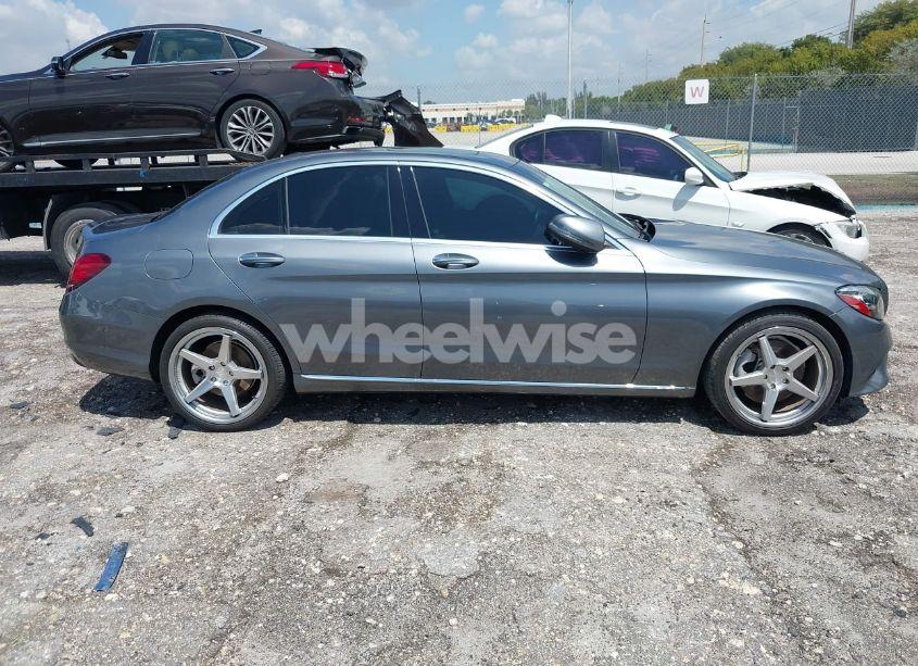Photo 14 of 2019 Mercedes-benz C 300 (VIN WDDWF8DB9KR506000)