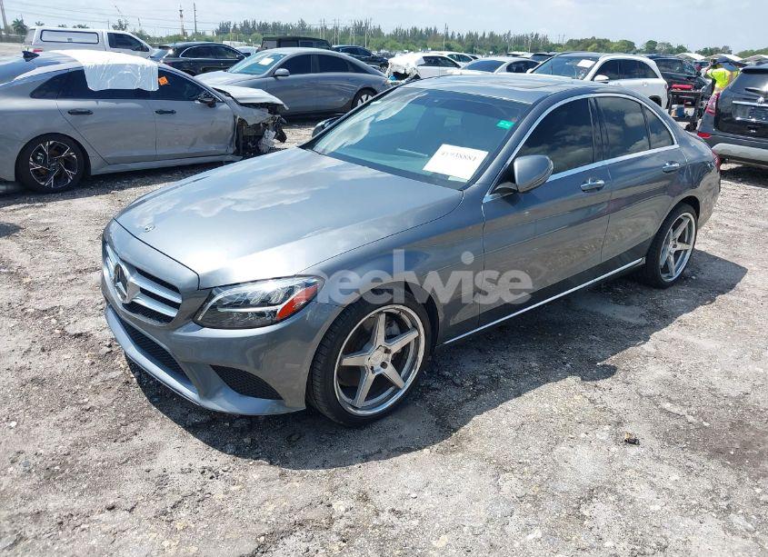 Photo 2 of 2019 Mercedes-benz C 300 (VIN WDDWF8DB9KR506000)