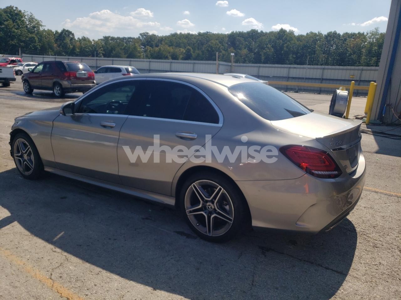 Photo 2 of 2020 MERCEDES-BENZ C 300 4MATIC (VIN WDDWF8EB2LR527397)