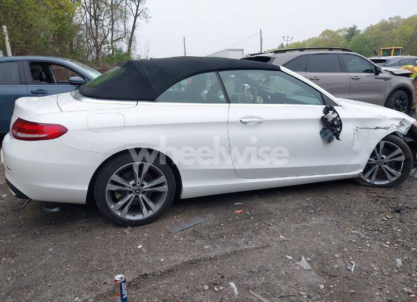 Photo 13 of 2017 Mercedes-benz C 300 4MATIC (VIN WDDWK4KB8HF525865)