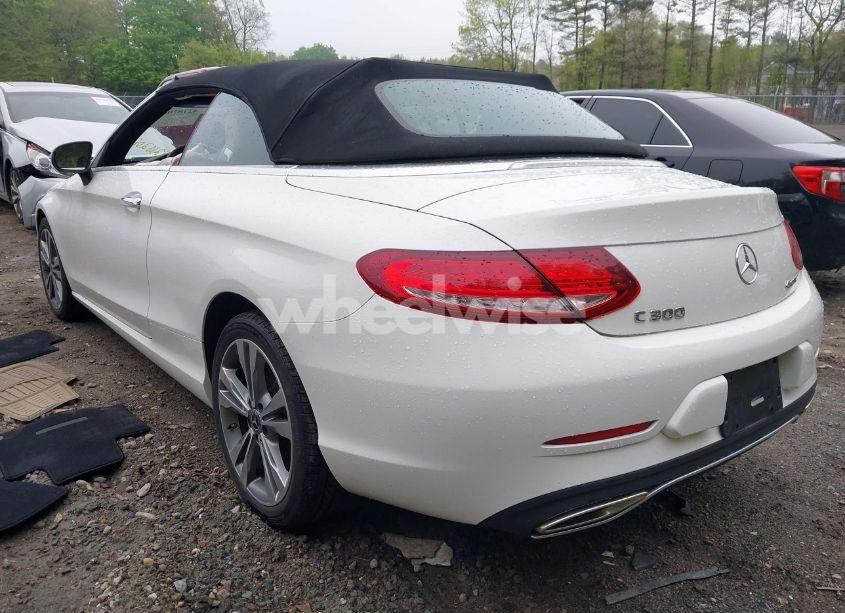 Photo 3 of 2017 Mercedes-benz C 300 4MATIC (VIN WDDWK4KB8HF525865)