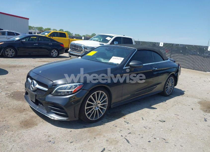 Photo 2 of 2019 Mercedes-benz C 300 (VIN WDDWK8DB9KF773831)