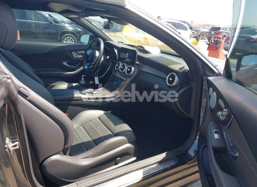 Photo 5 of 2019 Mercedes-benz C 300 (VIN WDDWK8DB9KF773831)