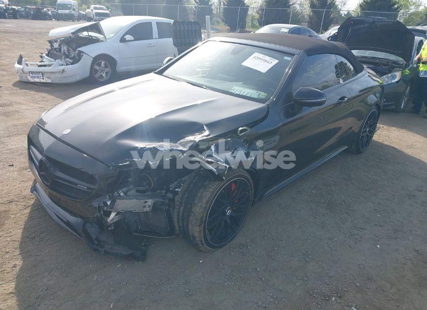 Photo 2 of 2017 Mercedes-benz Amg C 63 S (VIN WDDWK8HB1HF474594)