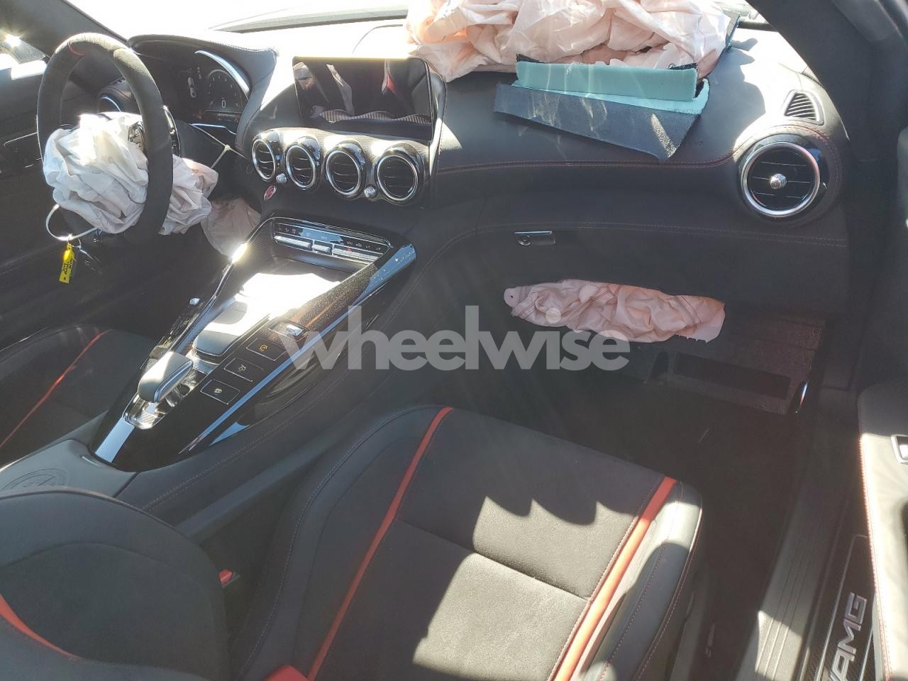 Photo 8 of 2020 MERCEDES-BENZ AMG GT C N/A (VIN WDDYJ8AA4LA028748)