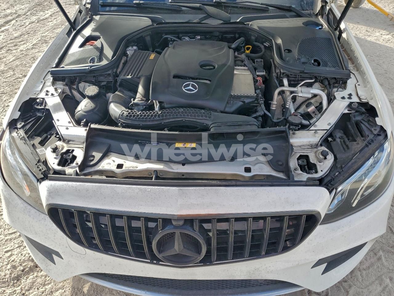 Photo 11 of 2017 MERCEDES-BENZ E 300 (VIN WDDZF4JB0HA084569)