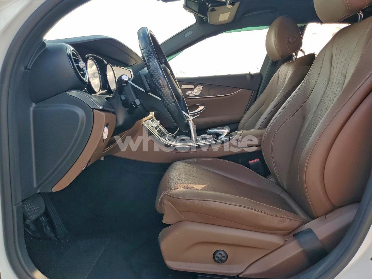 Photo 7 of 2017 MERCEDES-BENZ E 300 (VIN WDDZF4JB0HA084569)