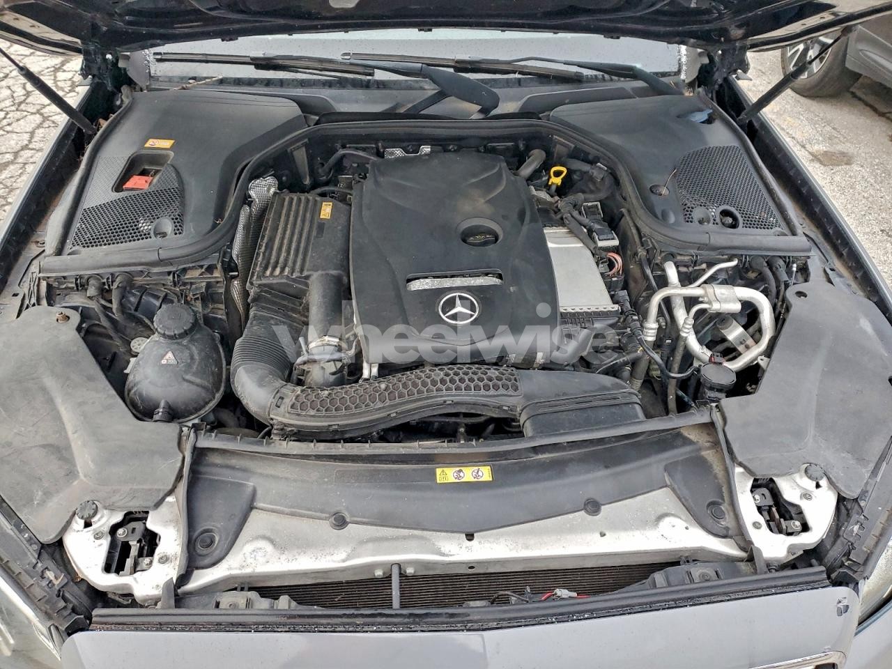 Photo 11 of 2017 MERCEDES-BENZ E 300 (VIN WDDZF4JB1HA008438)