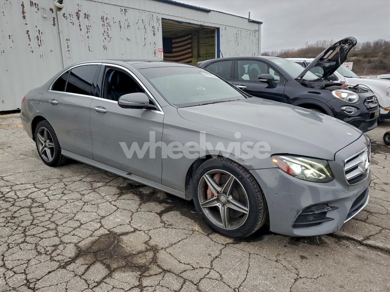 Photo 4 of 2017 MERCEDES-BENZ E 300 (VIN WDDZF4JB1HA008438)