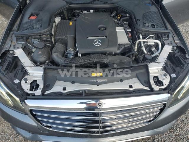 Photo 13 of 2019 MERCEDES-BENZ E 300 N/A (VIN WDDZF4JB1KA491260)