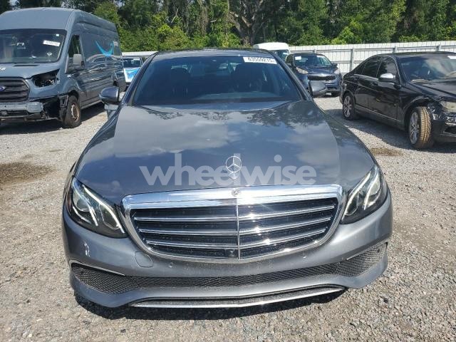 Photo 2 of 2019 MERCEDES-BENZ E 300 N/A (VIN WDDZF4JB1KA491260)