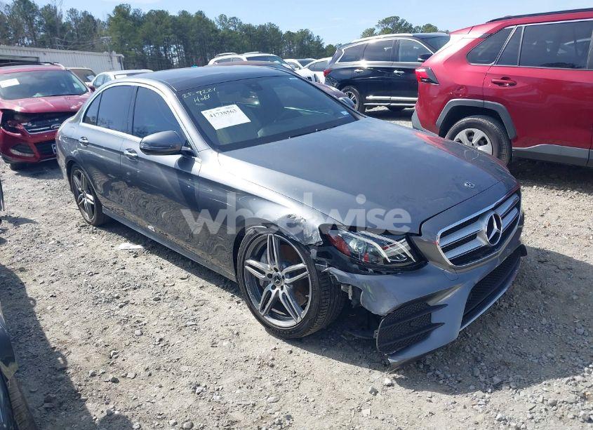 2019 Mercedes-benz E 300 (VIN WDDZF4JB6KA631755) main photo