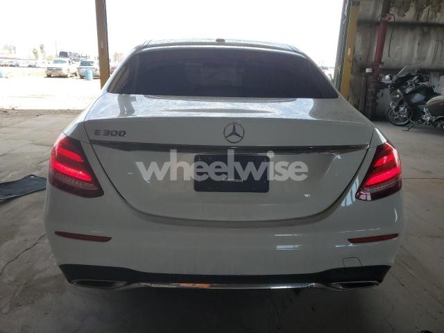 2019 MERCEDES-BENZ E 300 N/A (VIN WDDZF4JB9KA550460) main photo