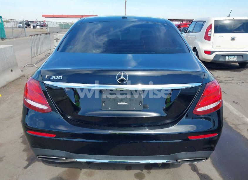 Photo 16 of 2019 Mercedes-benz E 300 (VIN WDDZF4JBXKA549463)