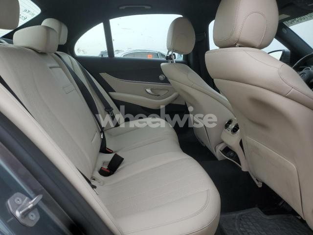 Photo 3 of 2017 MERCEDES-BENZ E 300 4MATIC (VIN WDDZF4KB2HA110216)