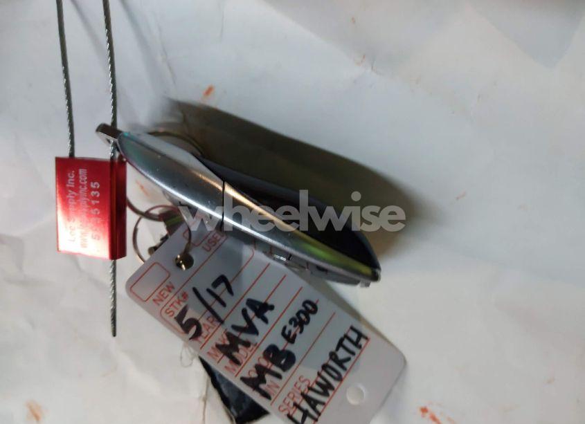 Photo 11 of 2019 Mercedes-benz E 300 4MATIC (VIN WDDZF4KB2KA577059)