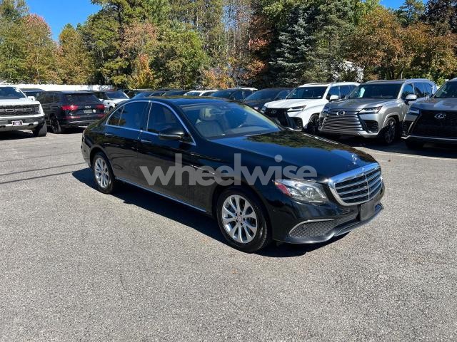 Photo 4 of 2017 MERCEDES-BENZ E 300 4MATIC (VIN WDDZF4KB4HA086940)