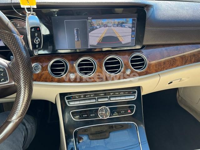 Photo 7 of 2017 MERCEDES-BENZ E 300 4MATIC (VIN WDDZF4KB4HA086940)