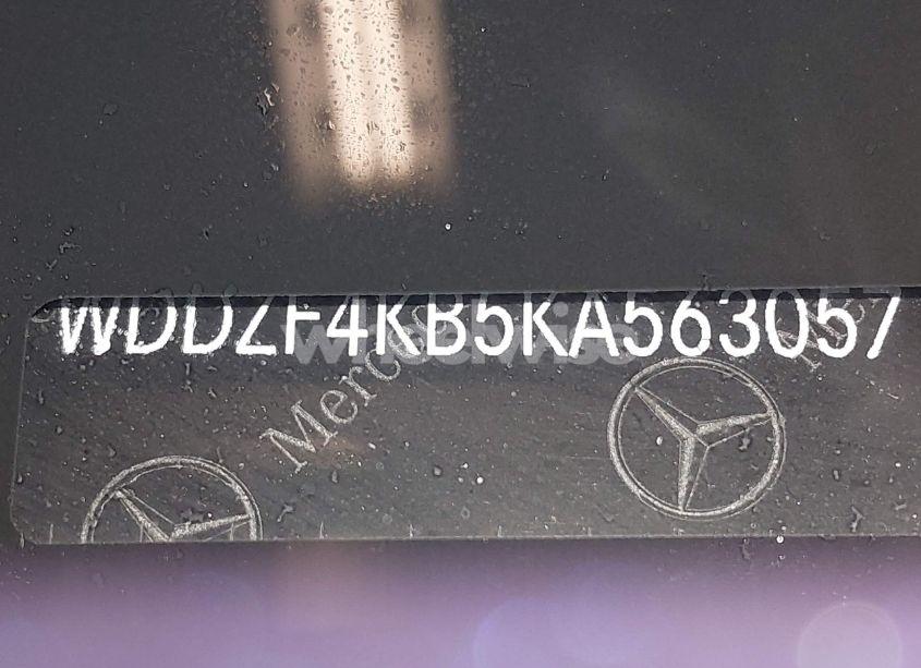 Photo 17 of 2019 Mercedes-benz E 300 4MATIC (VIN WDDZF4KB5KA563057)