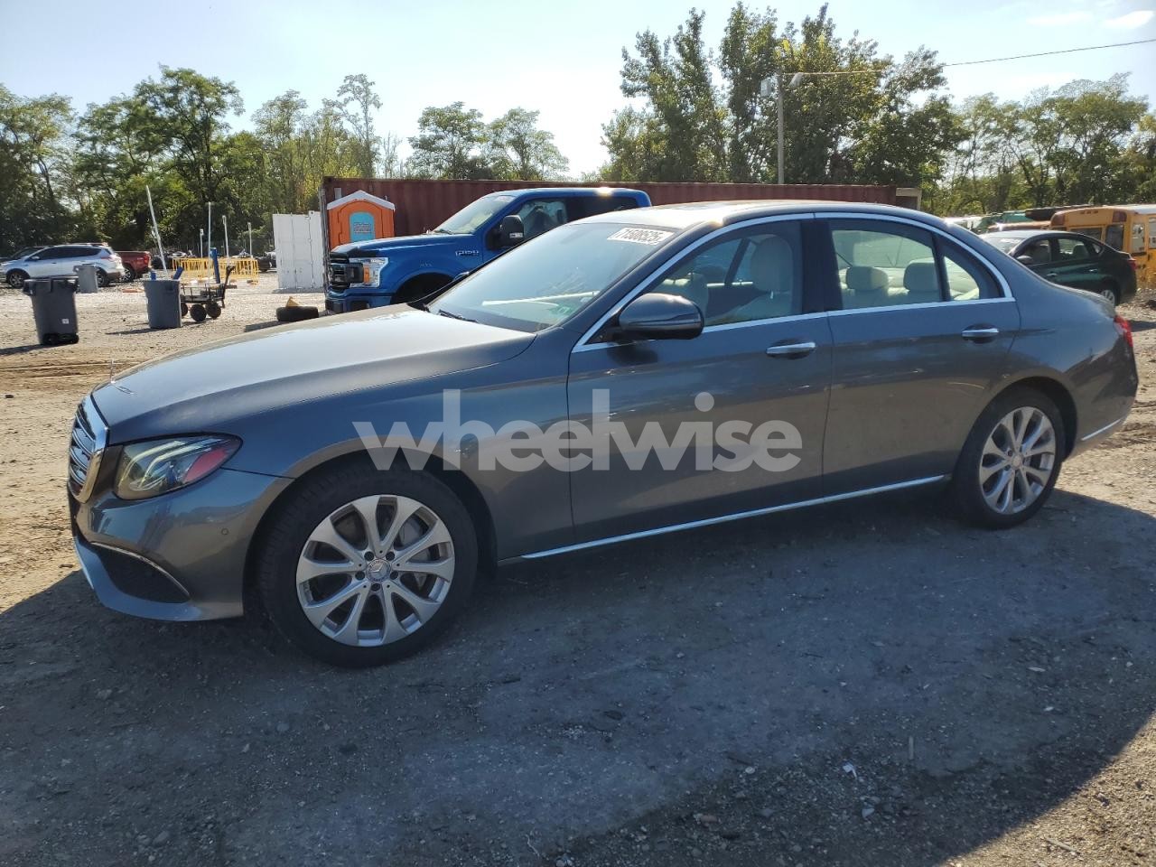 2017 MERCEDES-BENZ E 300 4MATIC (VIN WDDZF4KB6HA112390) main photo