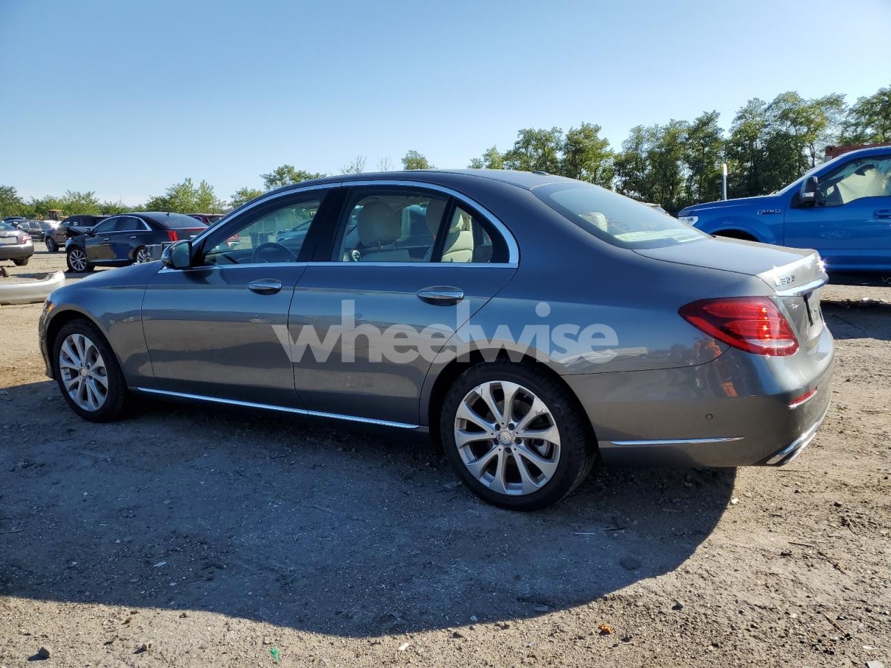 Photo 2 of 2017 MERCEDES-BENZ E 300 4MATIC (VIN WDDZF4KB6HA112390)