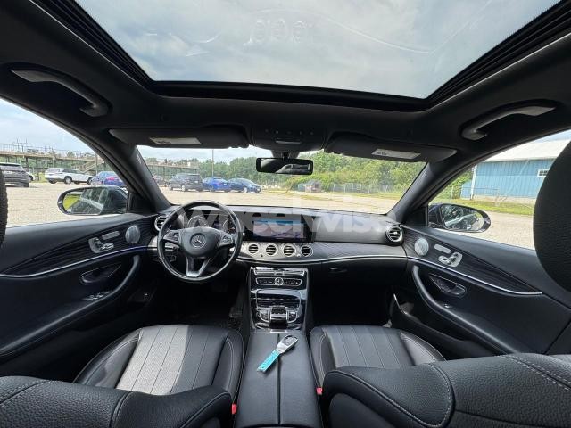 Photo 10 of 2017 MERCEDES-BENZ E 300 4MATIC (VIN WDDZF4KB8HA193103)