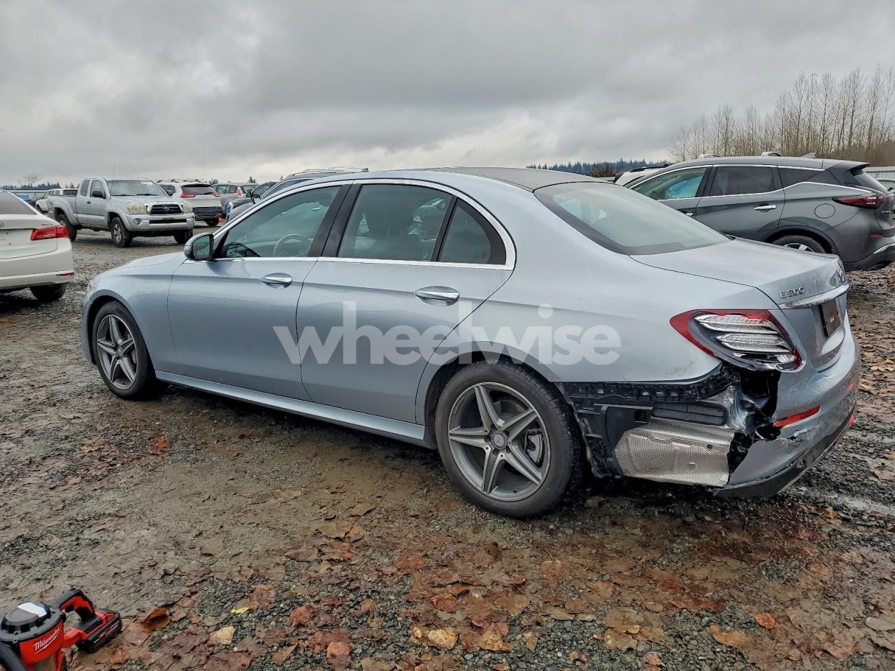 Photo 2 of 2017 MERCEDES-BENZ E 300 4MATIC (VIN WDDZF4KB9HA219613)