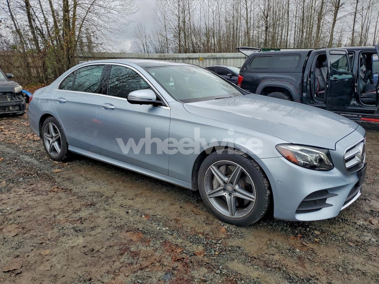 Photo 4 of 2017 MERCEDES-BENZ E 300 4MATIC (VIN WDDZF4KB9HA219613)