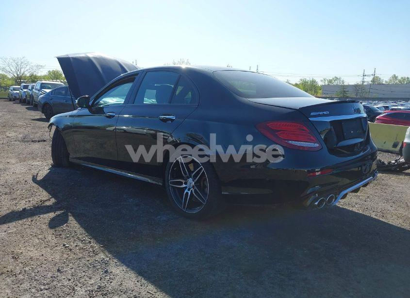 Photo 3 of 2019 Mercedes-benz Amg E 53 4MATIC (VIN WDDZF6BB0KA491129)