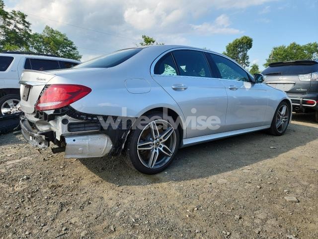 2019 MERCEDES-BENZ E 450 4MATIC (VIN WDDZF6JB2KA492610) main photo