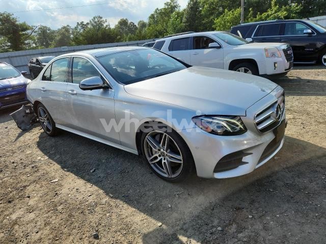Photo 2 of 2019 MERCEDES-BENZ E 450 4MATIC (VIN WDDZF6JB2KA492610)