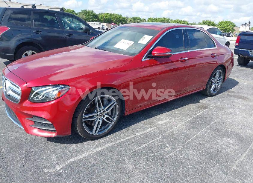 Photo 2 of 2020 Mercedes-benz E 350 (VIN WDDZF8DB1LA747787)