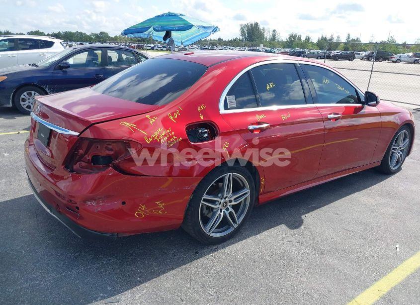 Photo 6 of 2020 Mercedes-benz E 350 (VIN WDDZF8DB1LA747787)
