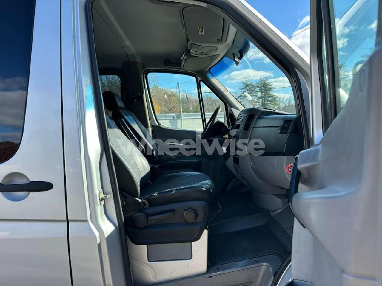 Photo 7 of 2008 DODGE SPRINTER 2500 (VIN WDWPE745185259140)