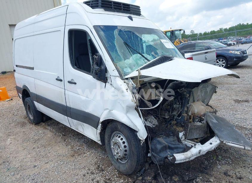 2017 Freightliner Sprinter 3500 STANDARD ROOF V6 (VIN WDYPF0CD2HP387959) main photo