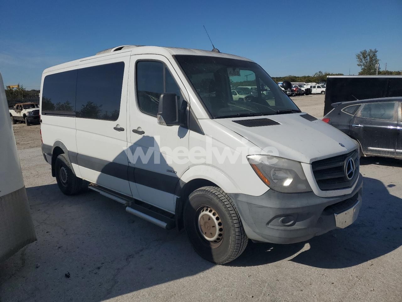 Photo 4 of 2014 MERCEDES-BENZ SPRINTER 2500 (VIN WDZPE7CC2E5852083)