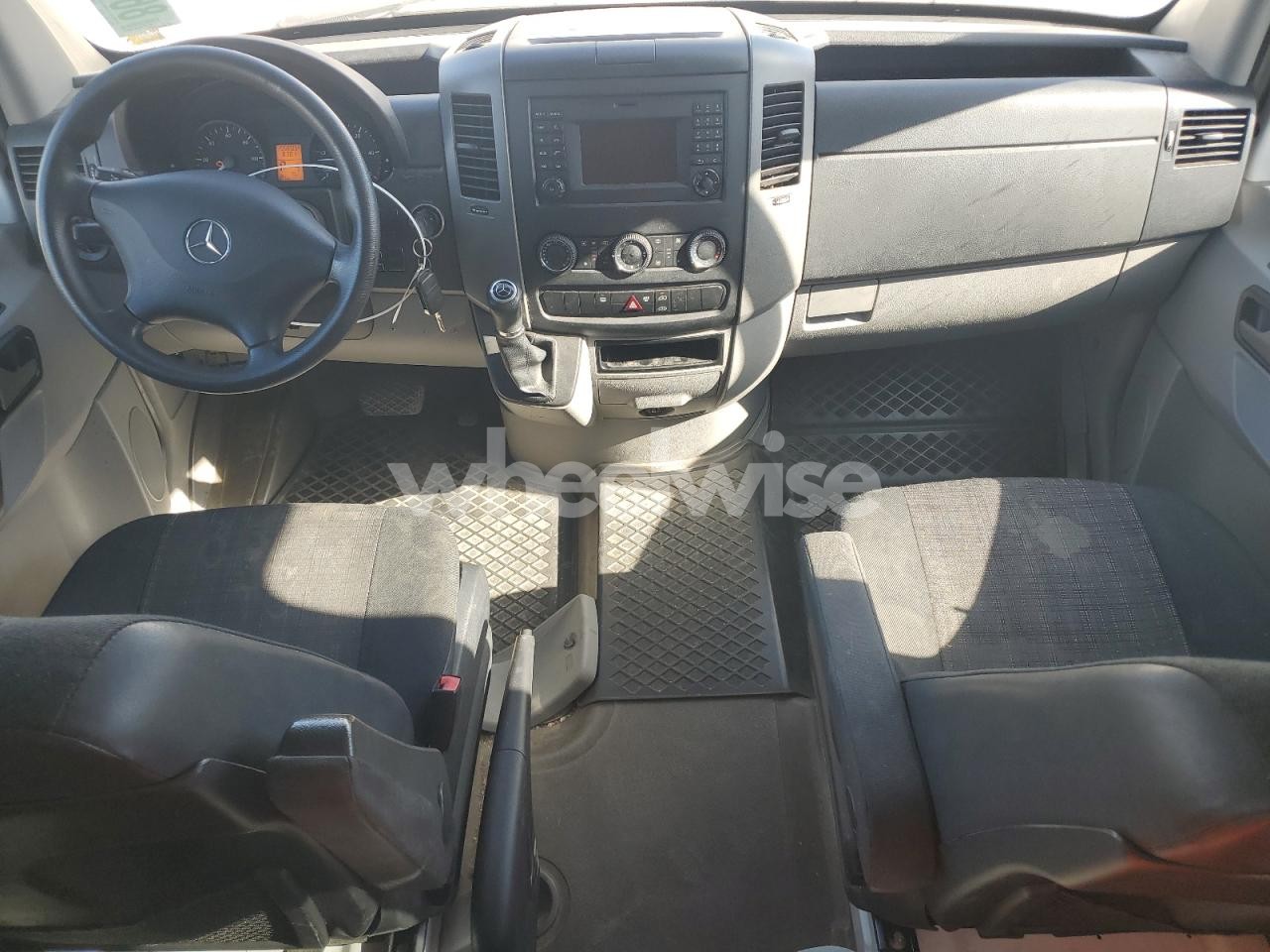 Photo 8 of 2014 MERCEDES-BENZ SPRINTER 2500 (VIN WDZPE7CC2E5852083)