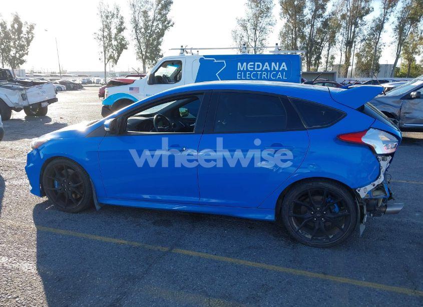 Photo 15 of 2016 Ford Focus RS (VIN WF0DP3TH3G4115482)