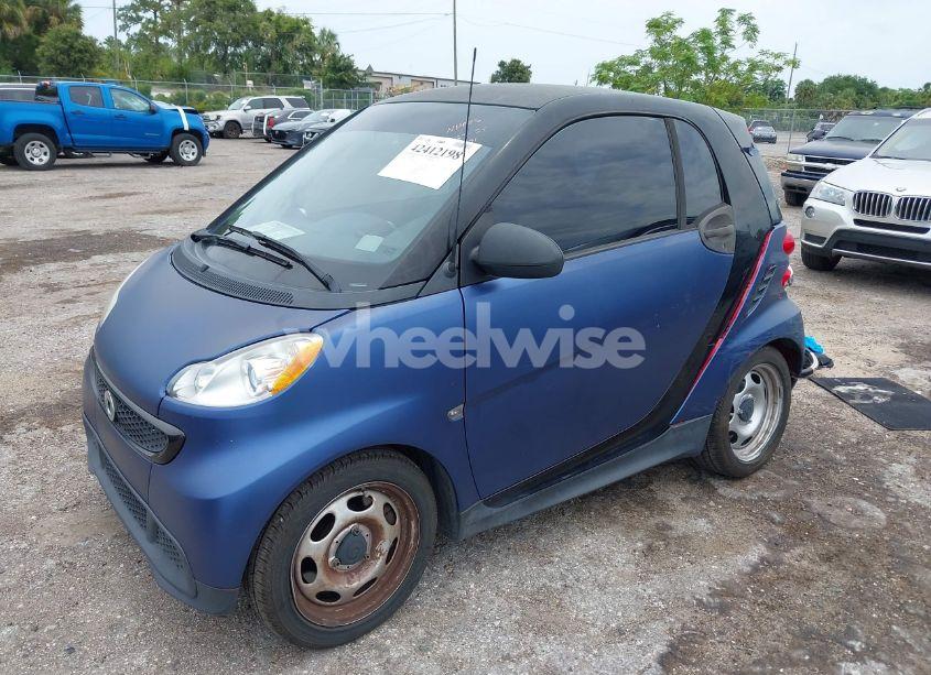 Photo 2 of 2013 Smart Fortwo PASSION/PURE (VIN WMEEJ3BA6DK664115)